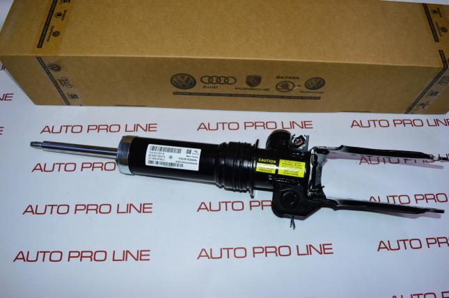 Амортизатор передний левый VW Touareg 7L Audi Q7 7L6413031R