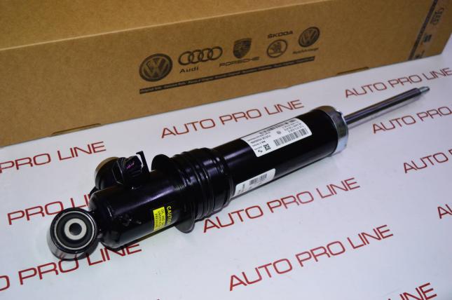 Амортизатор задний правый VW Touareg 7L audi Q7 7L6513028B
