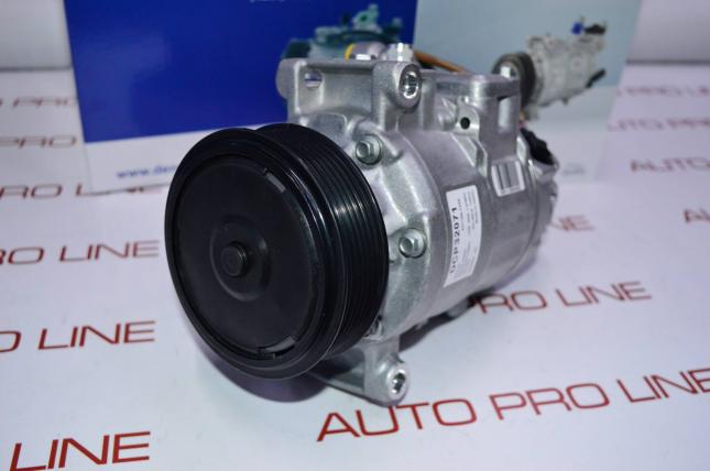 Компрессор кондиционера VW Touareg NF Q7 DCP32071 DCP32071
