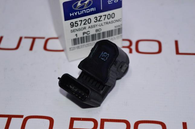 Датчик парковки Hyundai-Kia 957203Z700 95720-3Z700