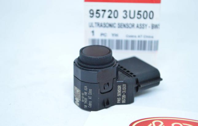 Датчик парковки Kia Sportage 4 957203U500 957203U500