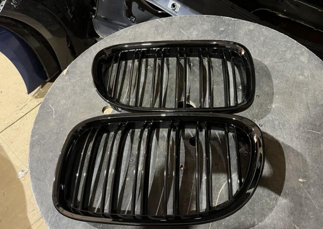 Решетки радиатора BMW F01 