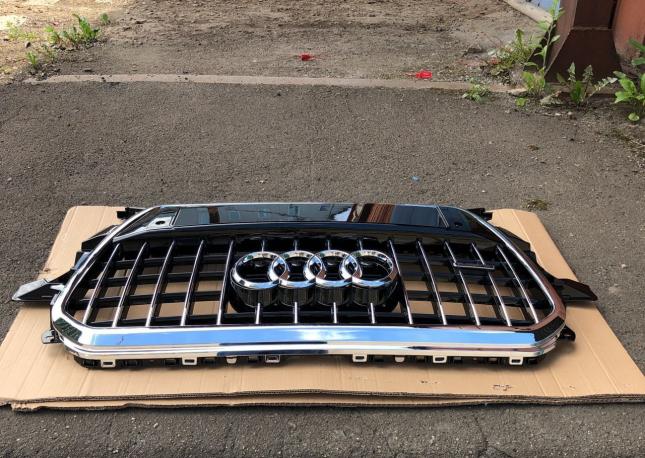 Решетка радиатора Audi Q5 