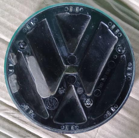 Эмблема Volkswagen Tiguan 1 5N0853630