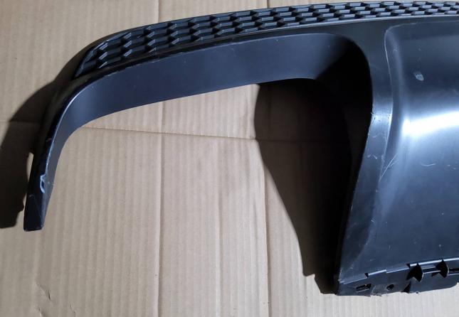 Юбка бампера заднего Audi Q7 4M0807521B