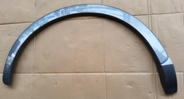 Молдинги, накладки Audi Q7 8U0853818