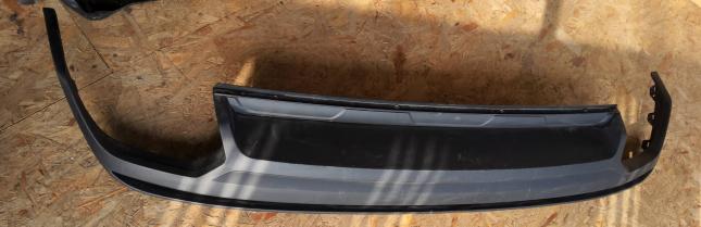 Юбка бампера заднего Volkswagen Touareg 3 760 807 568 J