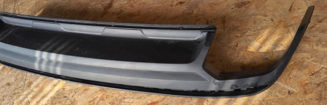 Юбка бампера заднего Volkswagen Touareg 3 760 807 568 J