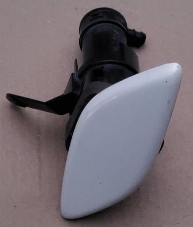 Форсунка омывателя фар Mazda 3 BBP25182X