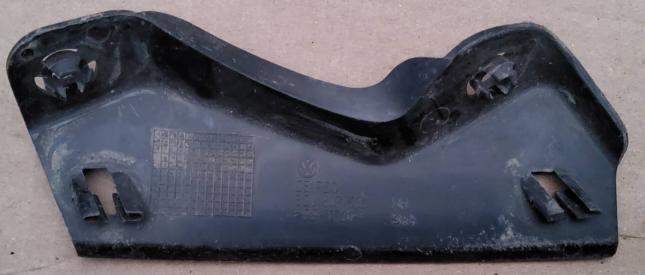 Кронштейн бампера Volkswagen Passat B6 3C0807506