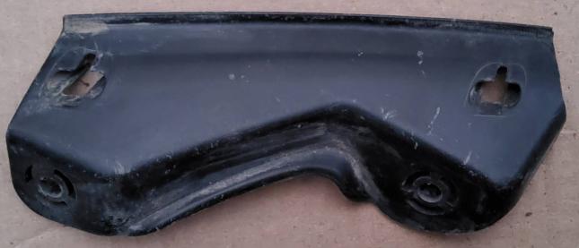 Кронштейн бампера Volkswagen Passat B6 3C0807506