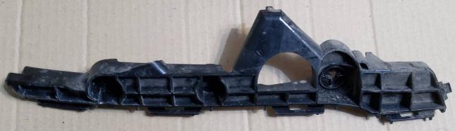 Кронштейн бампера Toyota RAV 4 5215642010