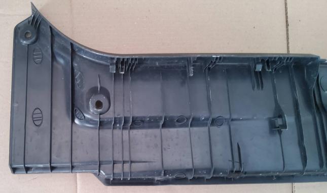 Обшивка багажника Toyota Camry V70 58387-06270