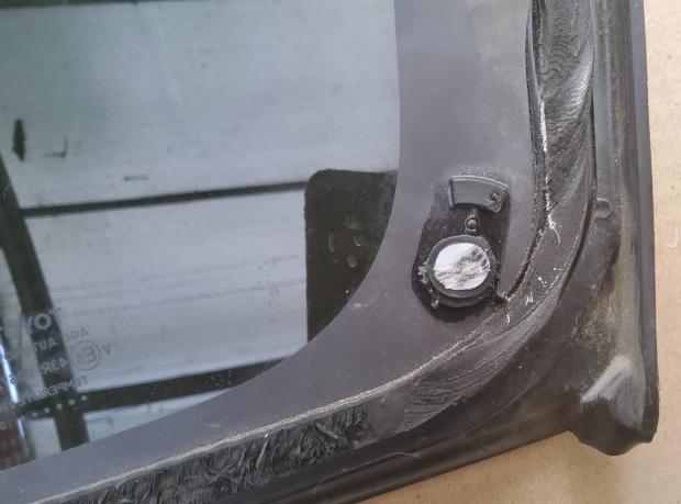 Форточка задней правой двери Toyota RAV 4 43R-006723
