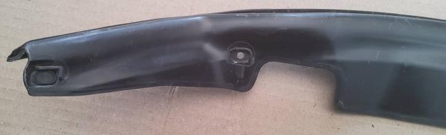 Уплотнитель двери BMW X1 F48 7349663