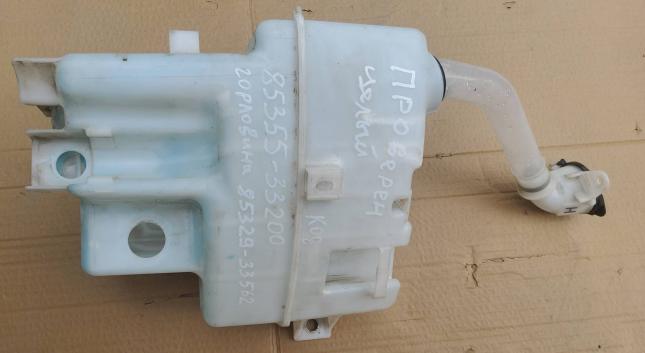 Бачок омывателя Toyota Camry XV70 85355-33200
