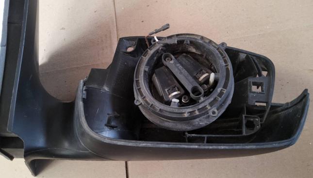 Зеркало правое Volkswagen Polo 6RU857502AHC9X