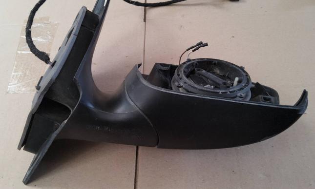 Зеркало правое Volkswagen Polo 6RU857502AHC9X