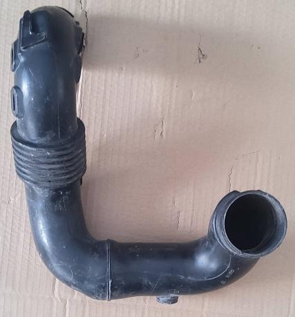 Патрубок воздушного фильтра Renault Master 3 165554107R