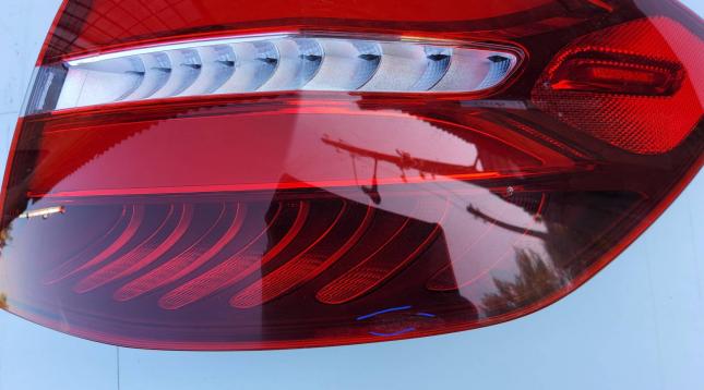Фонарь задний правый наружный Mercedes X253 GLC A 253 906 74 00