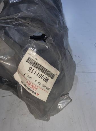 Подвеска Mitsubishi Lancer 10 MR961115