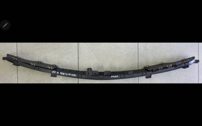 Решетка бампера Infiniti Q70 62256-1MA0A