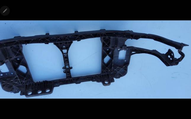 Панель передняя (телевизор) Hyundai i30 641012R000