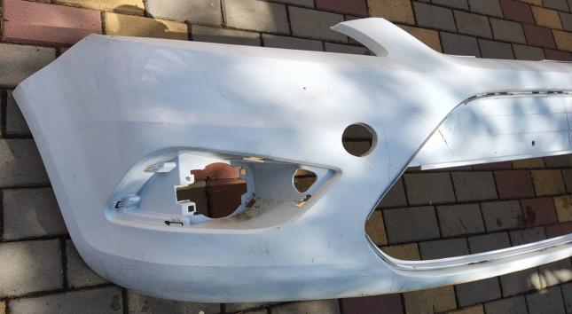 Бампер передний Ford Focus 2 8M5117757