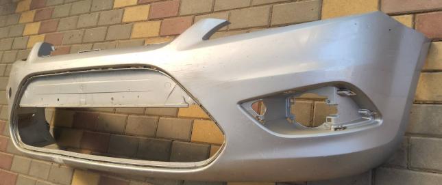 Бампер передний Ford Focus 2 8M5117757