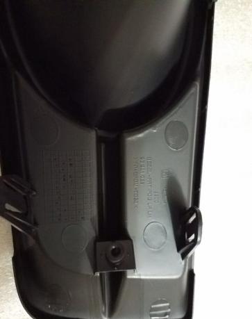 Накладка туманки Chevrolet Kruze 94831151 LH 94831151
