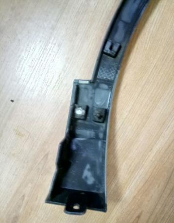 Накладка крыла переднего VW Tiguan 2 5NA854731E 5NA 854 731 E