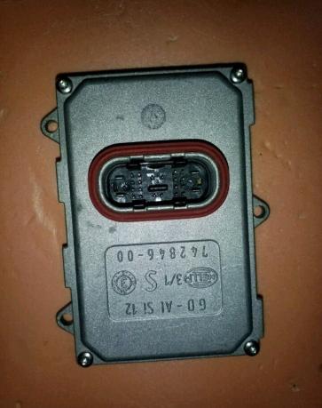 Блок ксенона мерседес ML 164 A 0038205826 A 003 820 5826