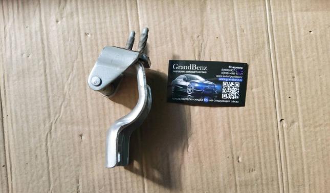 Петля багажника Volkswagen Passat B7 3c9827302d