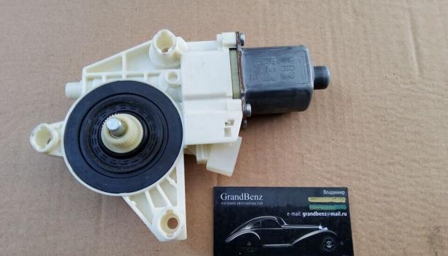 Мотор стеклоподъёмника мерседес GLK 204 A2048200542