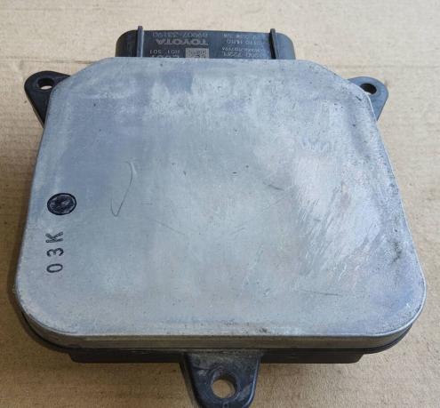 Блок управления LED Toyota Camry V70 31900722PL