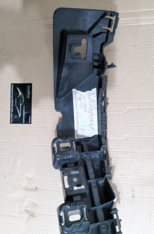 Кронштейн задний бампера Mercedes C-Class W205 пра A2058852265