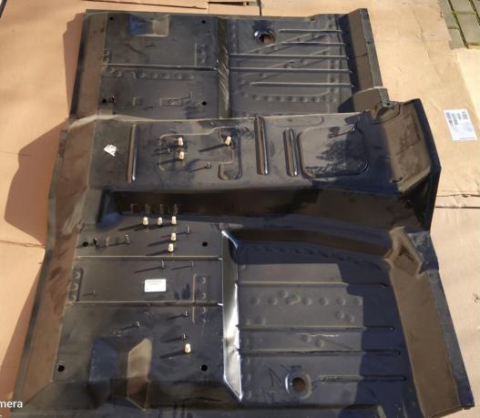 Панель пола кузова GM 20989092 20989092