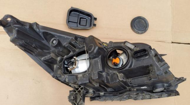 Блок Фара лев Ford Kuga 2 CV44-13W030-AE CV44-13W030-AE