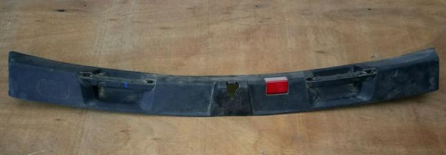 Накладка багажника мерседес GLK 204 A 2047400572 A 2047400572