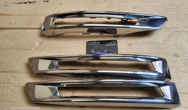 Хром накладка туманки Mercedes GLK204 A2048853974 A2048853974