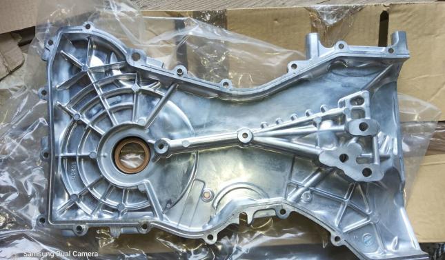 Крышка лобовая грм Mazda MPV L3 L3G610500