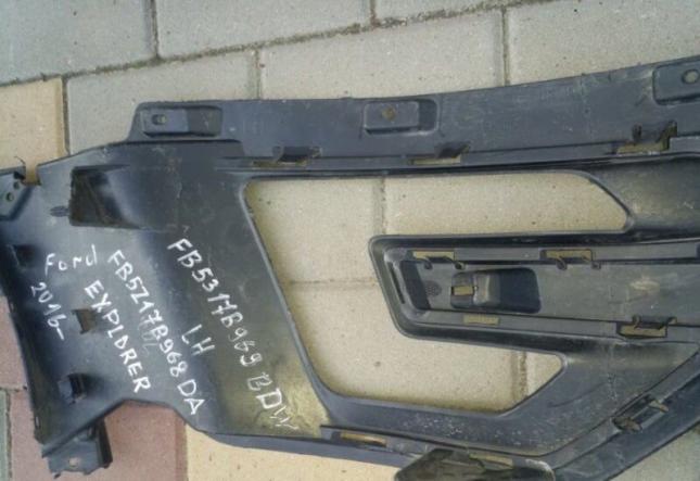 Крепление бампера переднее левое Ford Expiorer 5 FB5317B969BDW
