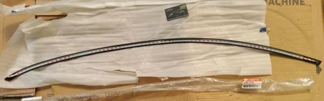 Молдинг двери правый Kia Ceed 2 82860 J7010
