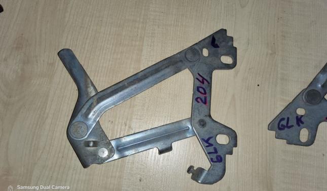 Петля капота правая Mercedes GLK204 A2048800428
