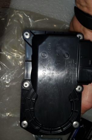 Дроссельная заслонка mazda mx5 LFE2-13-640A