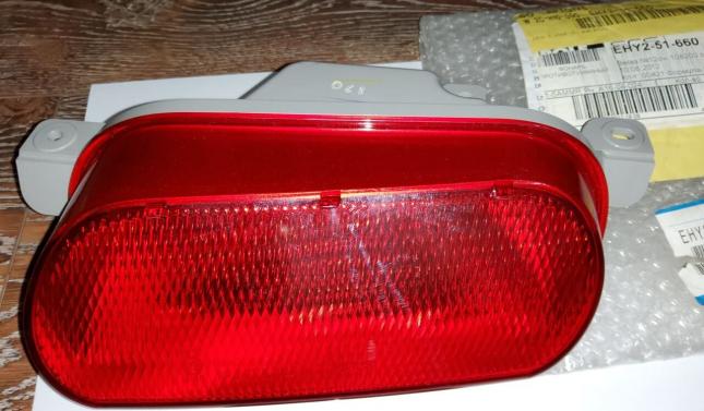 Фонарь противотуманный Mazda CX7 EHY2-51-660