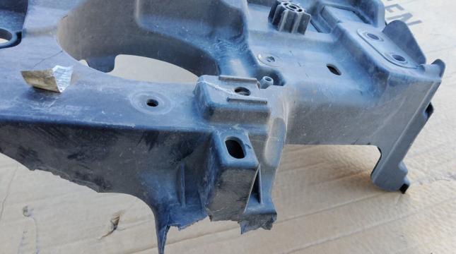 Панель радиатора Volkswagen Touareg NF 7P6807459 7P6807459
