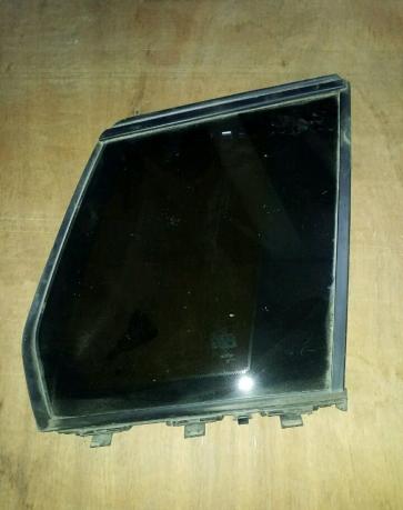 Стекло заднее мерседес GLK 204 A 2046701800 RH A 2046701800