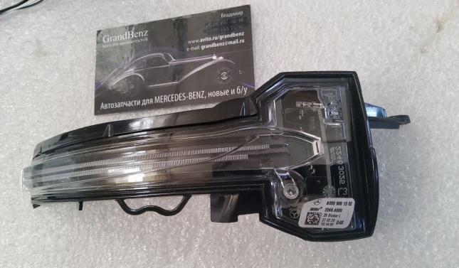 Повторитель поворота левый Mercedes C118 A0999061902