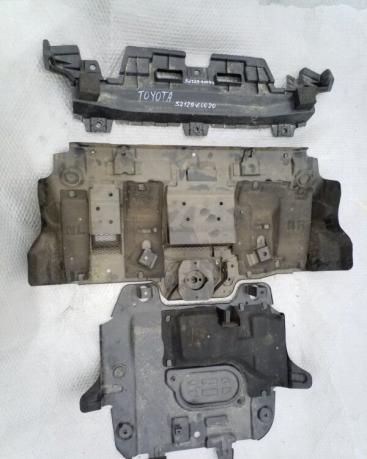 Защита двигателя передняя Toyota Lx 150 50129-60020